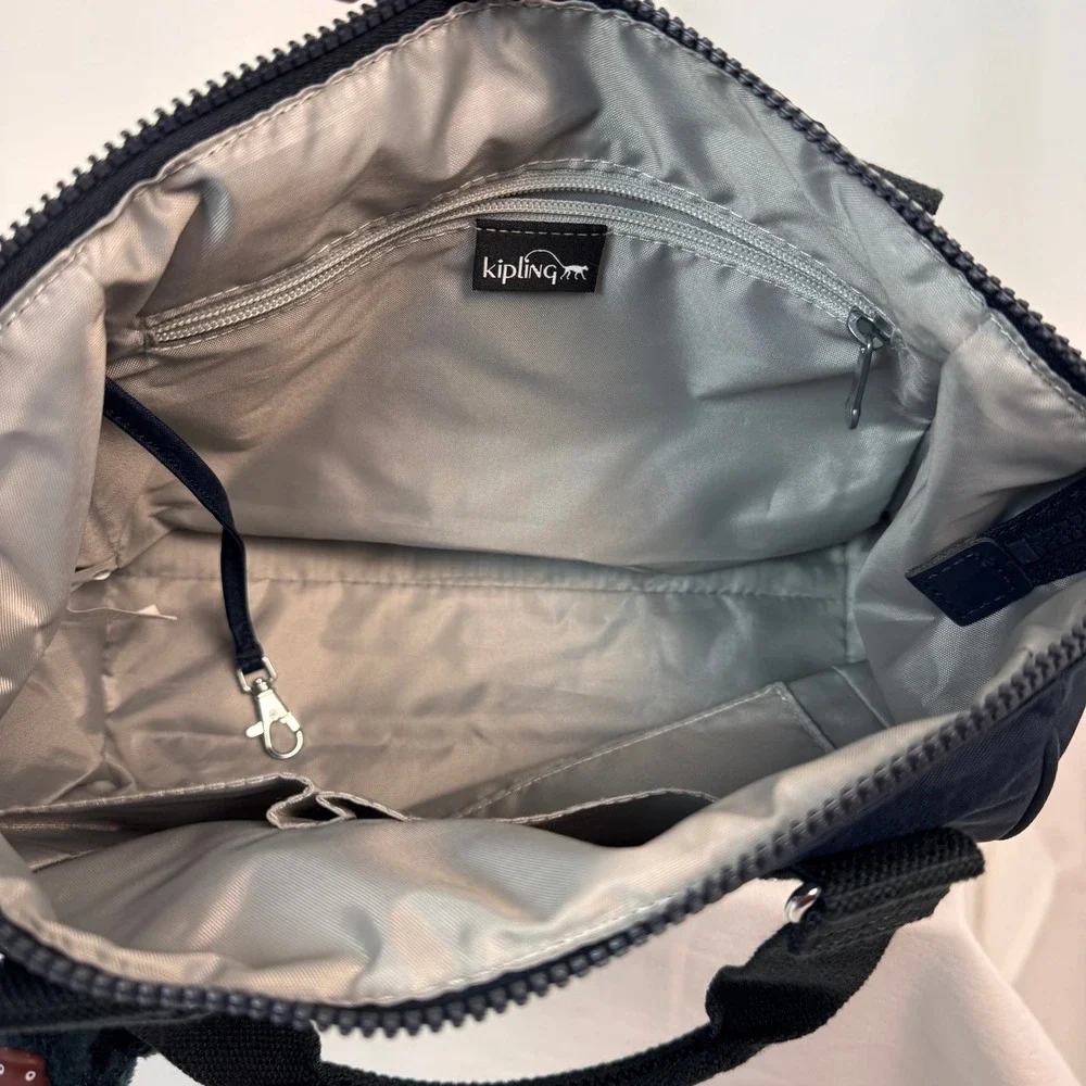 Kipling satchel blends